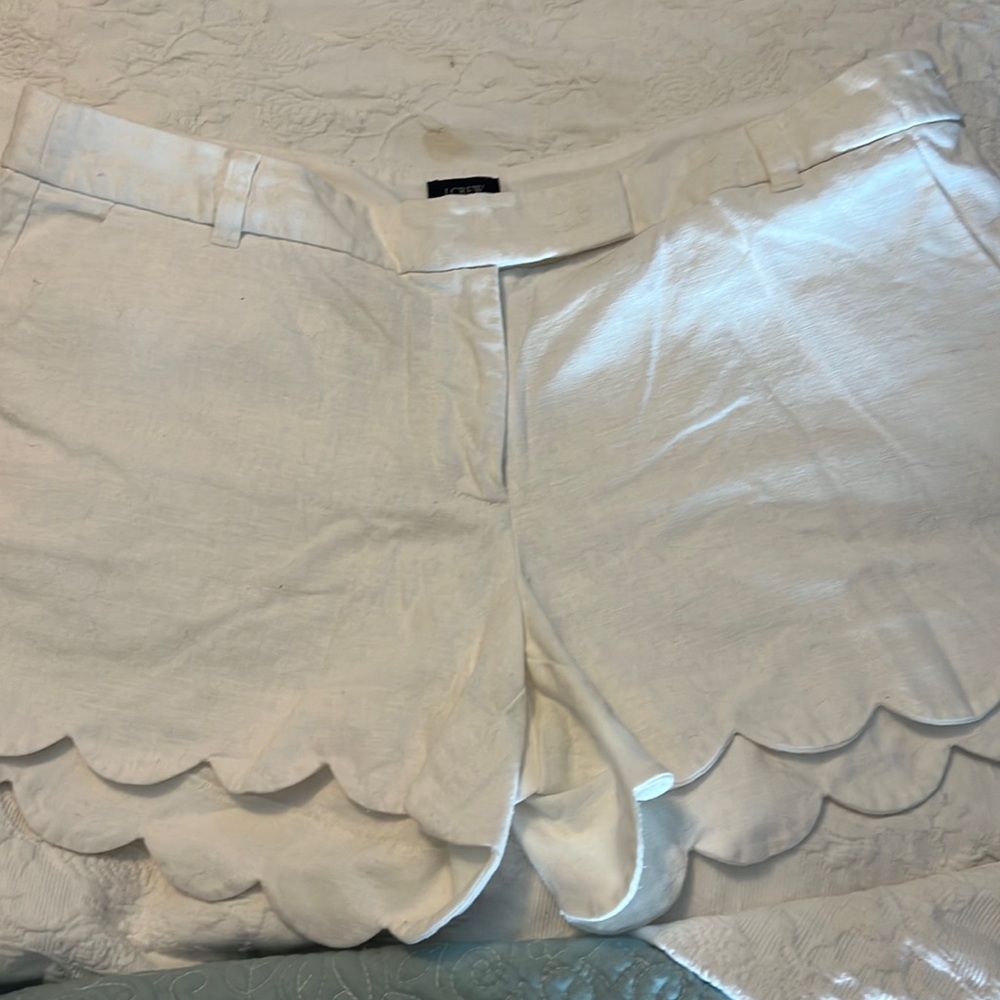J Crew ladies shorts size 14 scallop hem (4 inch) inseam